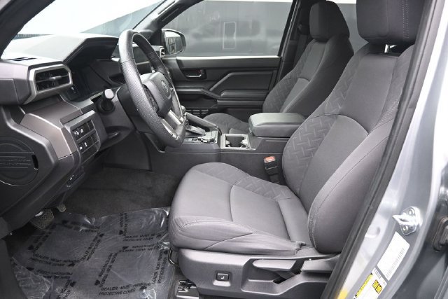 Used 2024 Toyota Tacoma SR5 AWD/4WD image 12