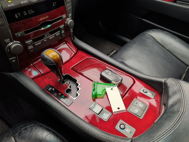 Used 2008 Lexus LS 460 image 25