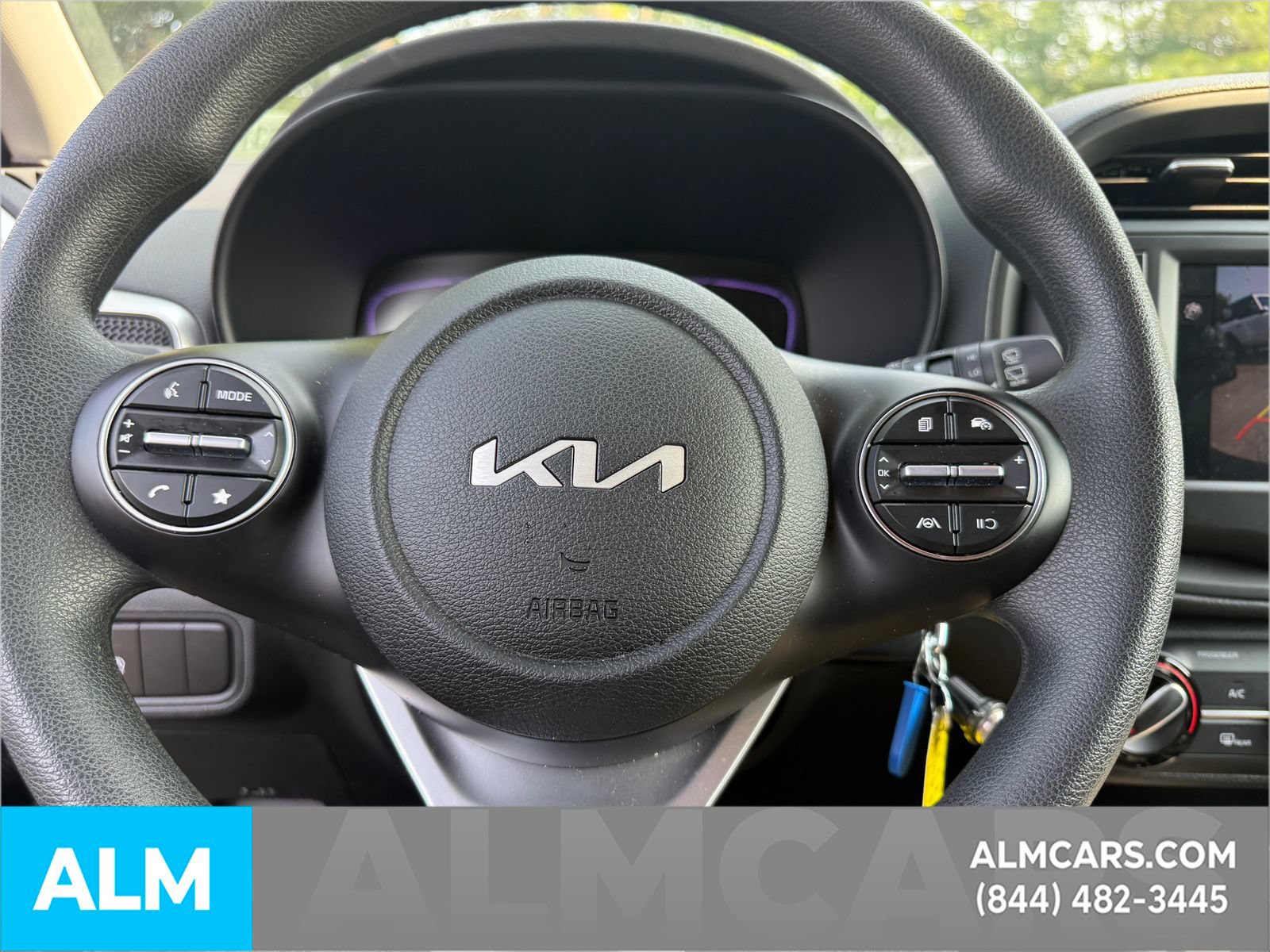 Used 2025 Kia Soul LX w/ LX Technology Package FWD image 20