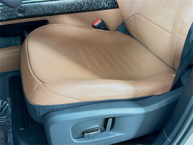 New 2026 Land Rover Defender 110 OCTA image 22