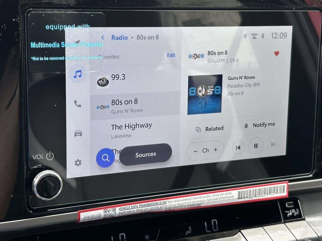 New 2026 Toyota Camry SE FWD image 24