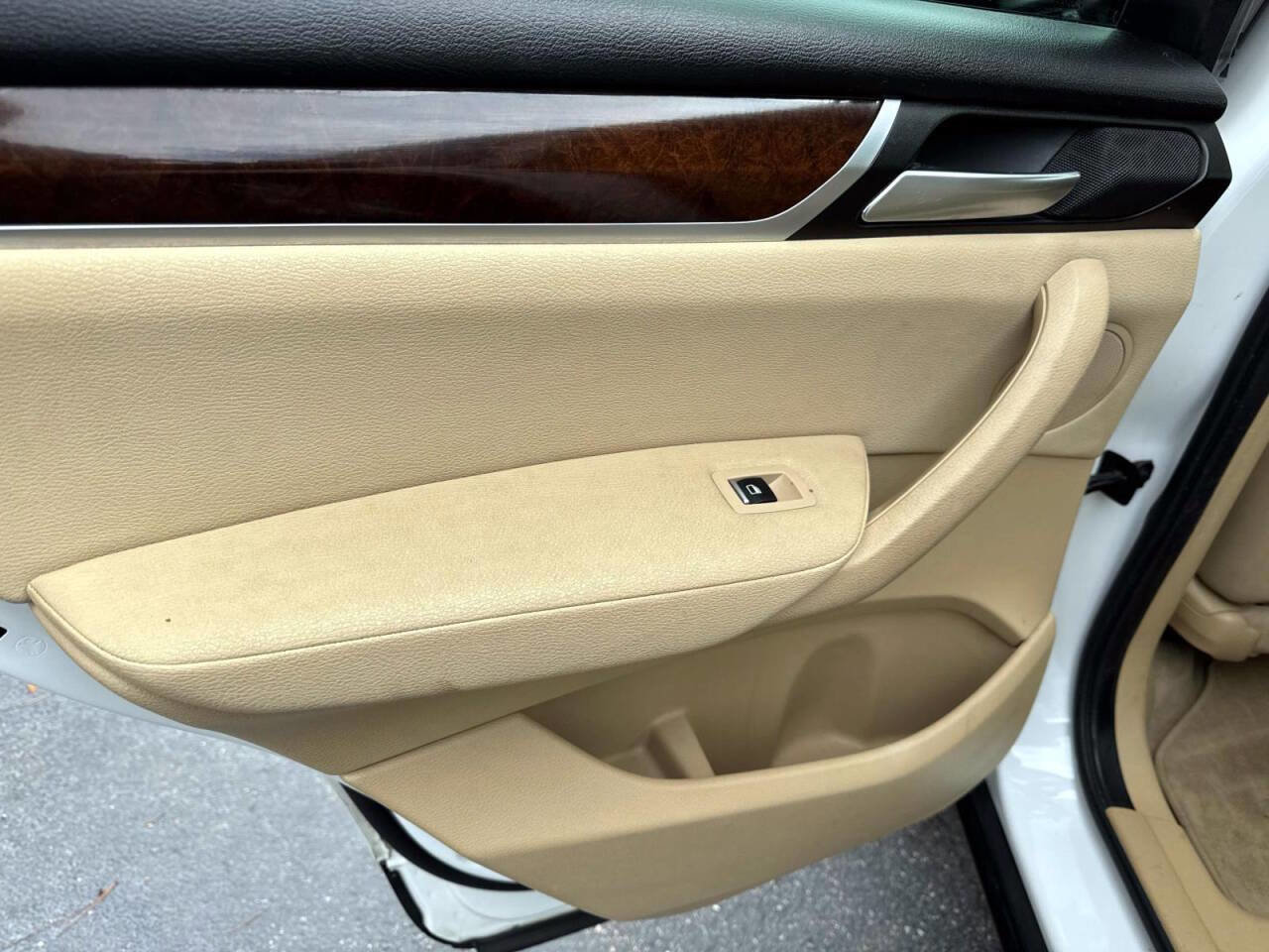 Used 2016 BMW X3 xDrive28i image 16