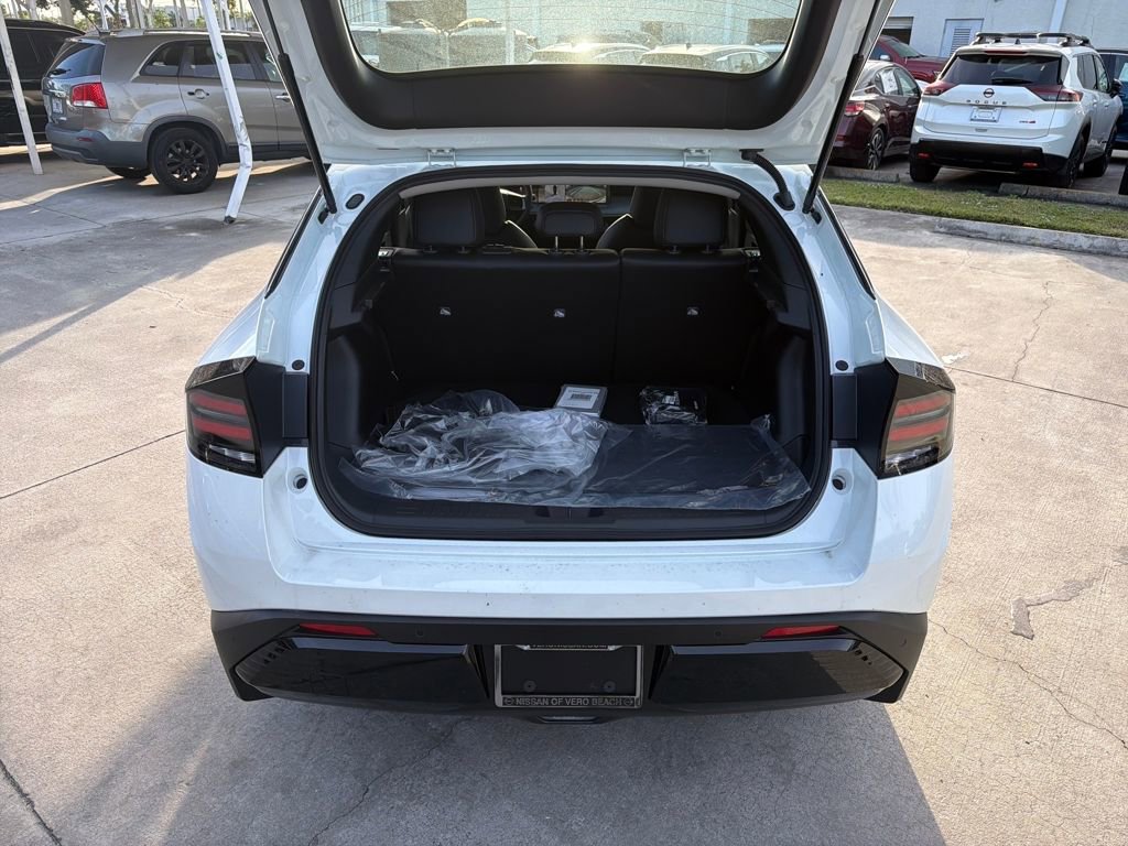New 2026 Nissan Leaf SV+ w/ Floor Mat Package (SV+) image 29