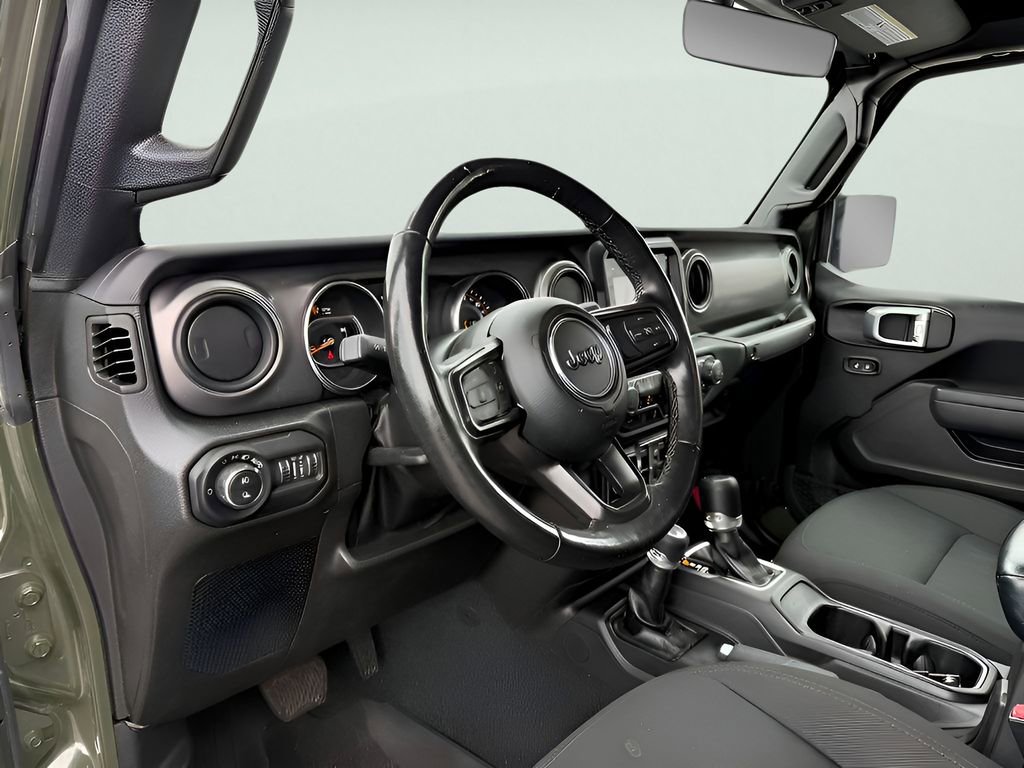 Used 2022 Jeep Gladiator Willys image 26