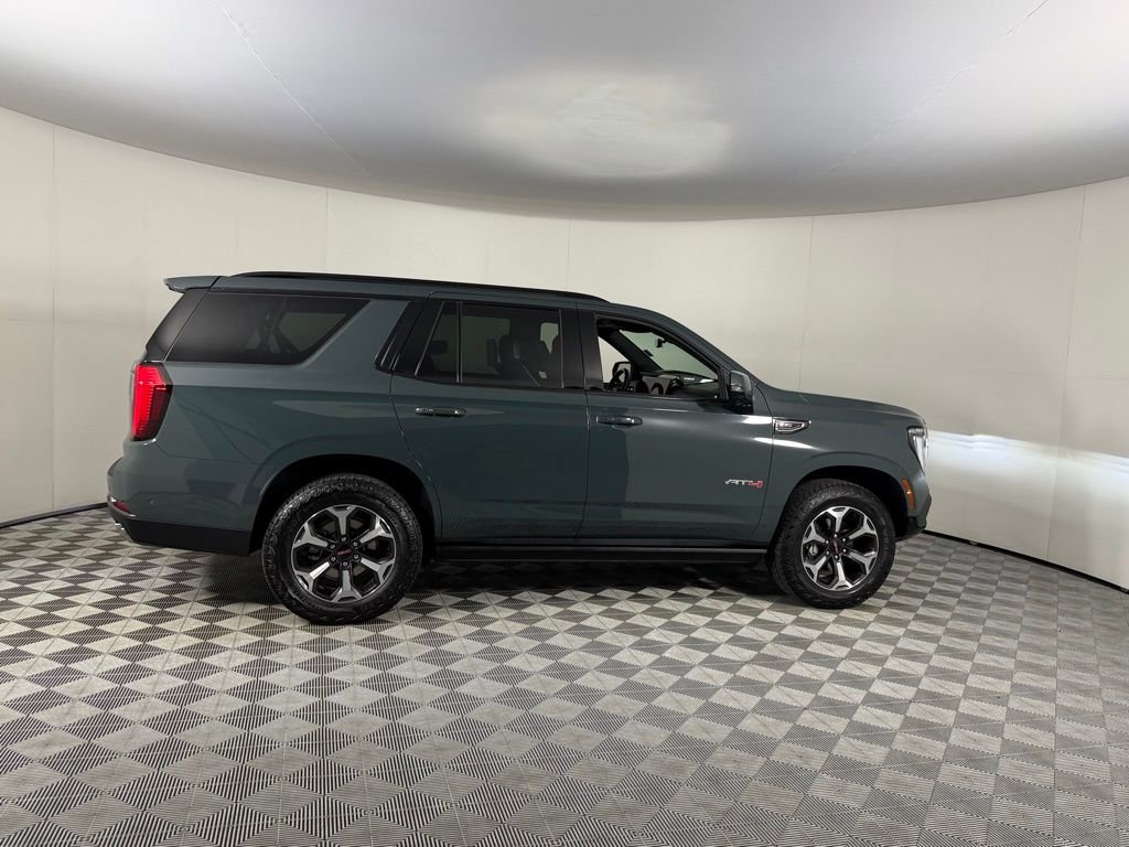 Used 2025 GMC Yukon AT4 Ultimate AWD/4WD image 4