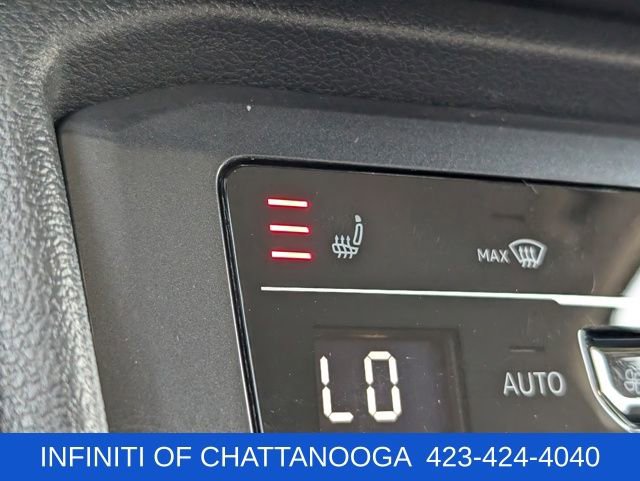 Used 2022 Volkswagen Tiguan SE FWD image 14