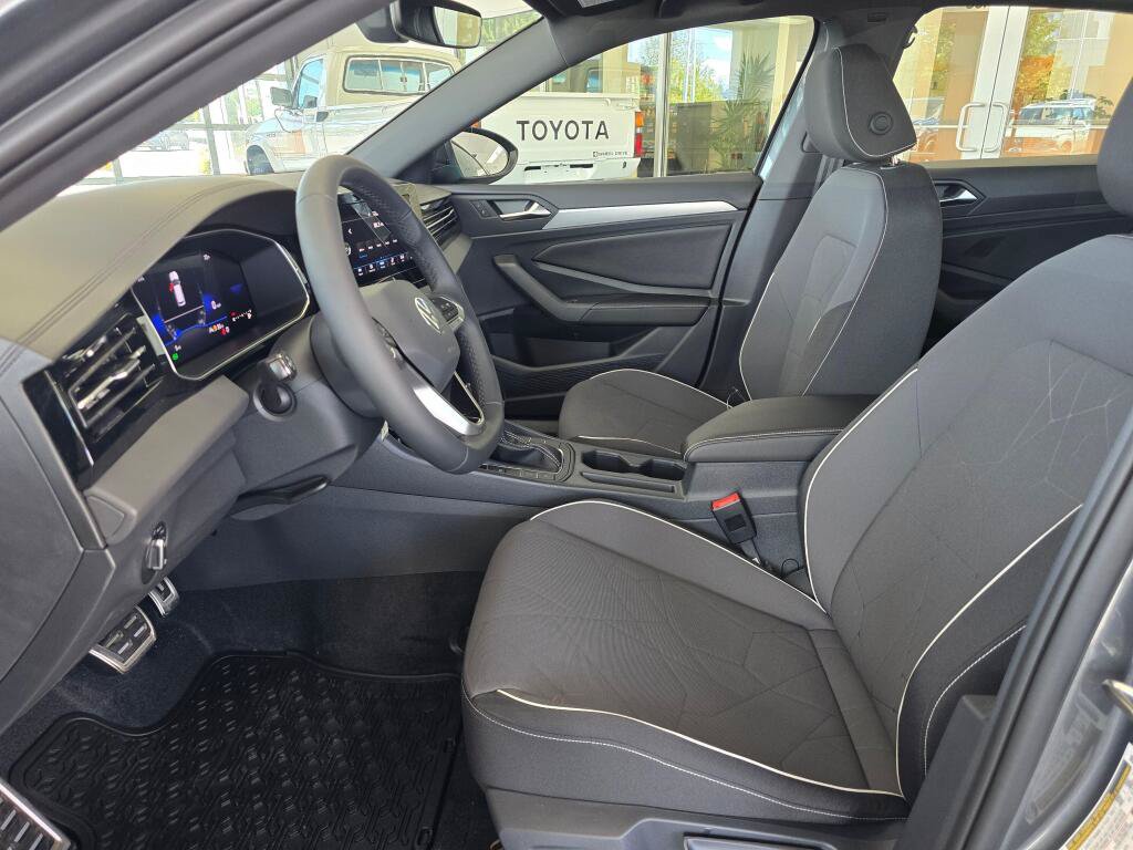 New 2026 Volkswagen Jetta Sport FWD image 11