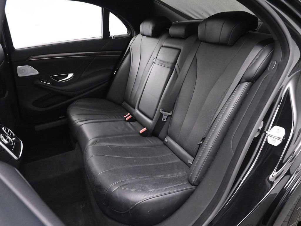Used 2016 Mercedes-Benz S 550 4MATIC Sedan image 19