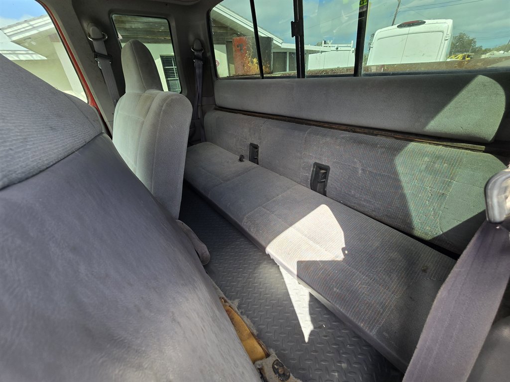 Used 1996 Ford F250 XL image 16