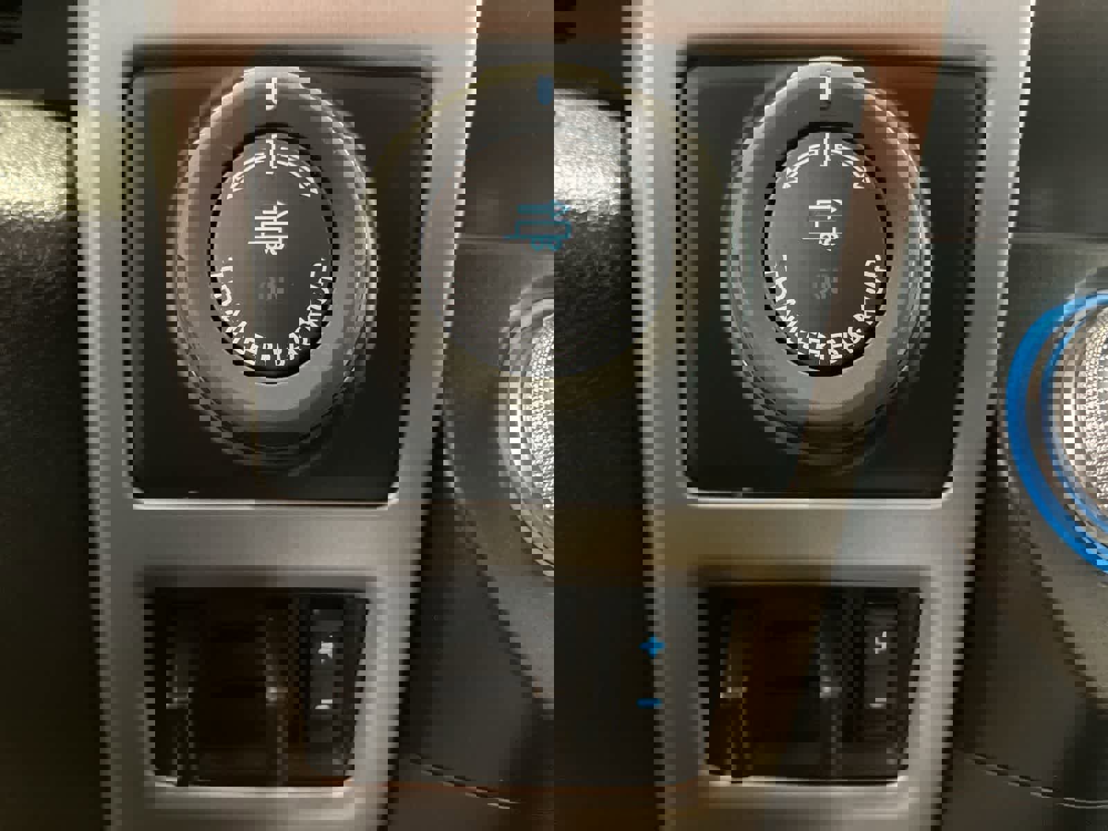 Used 2019 Ford F150 Platinum w/ Technology Package image 27