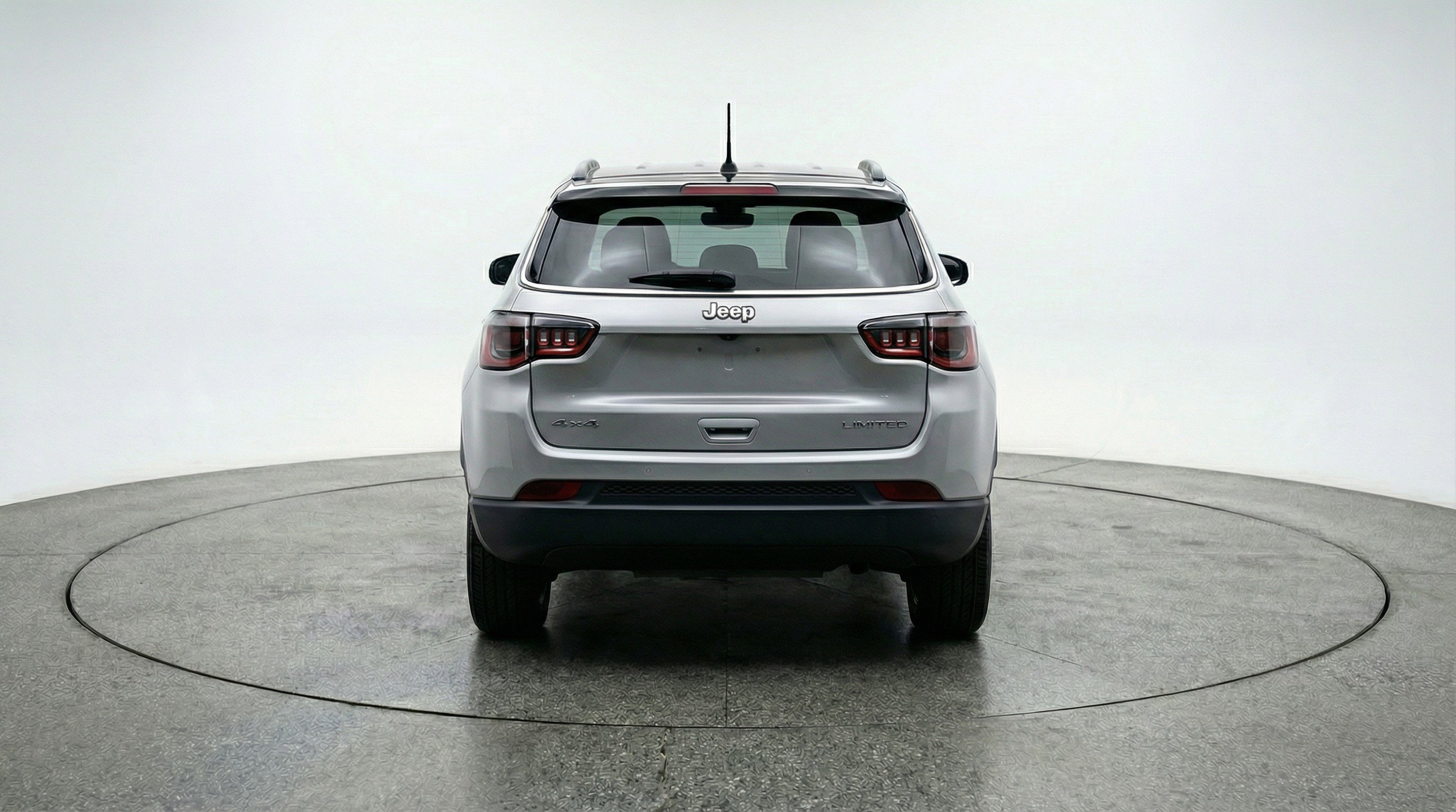 Used 2025 Jeep Compass Trailhawk AWD/4WD image 7