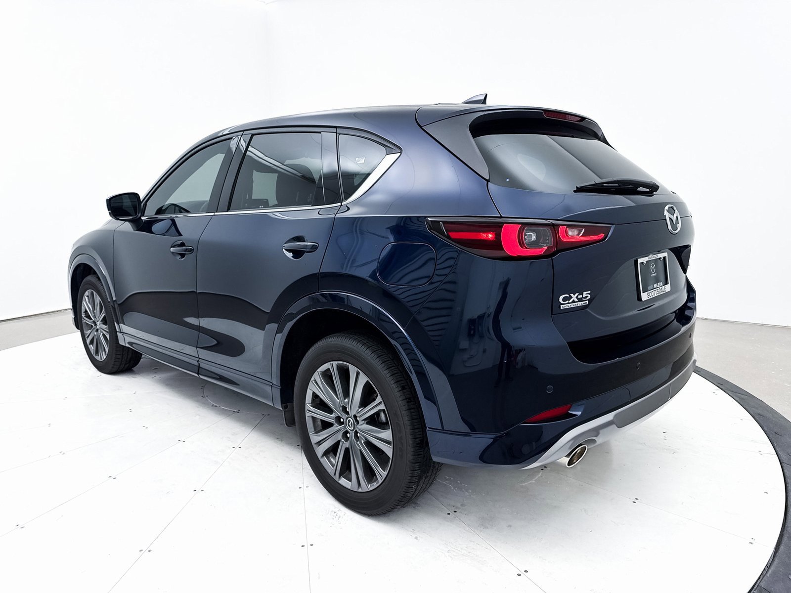 Certified 2025 MAZDA CX-5 Signature image 18