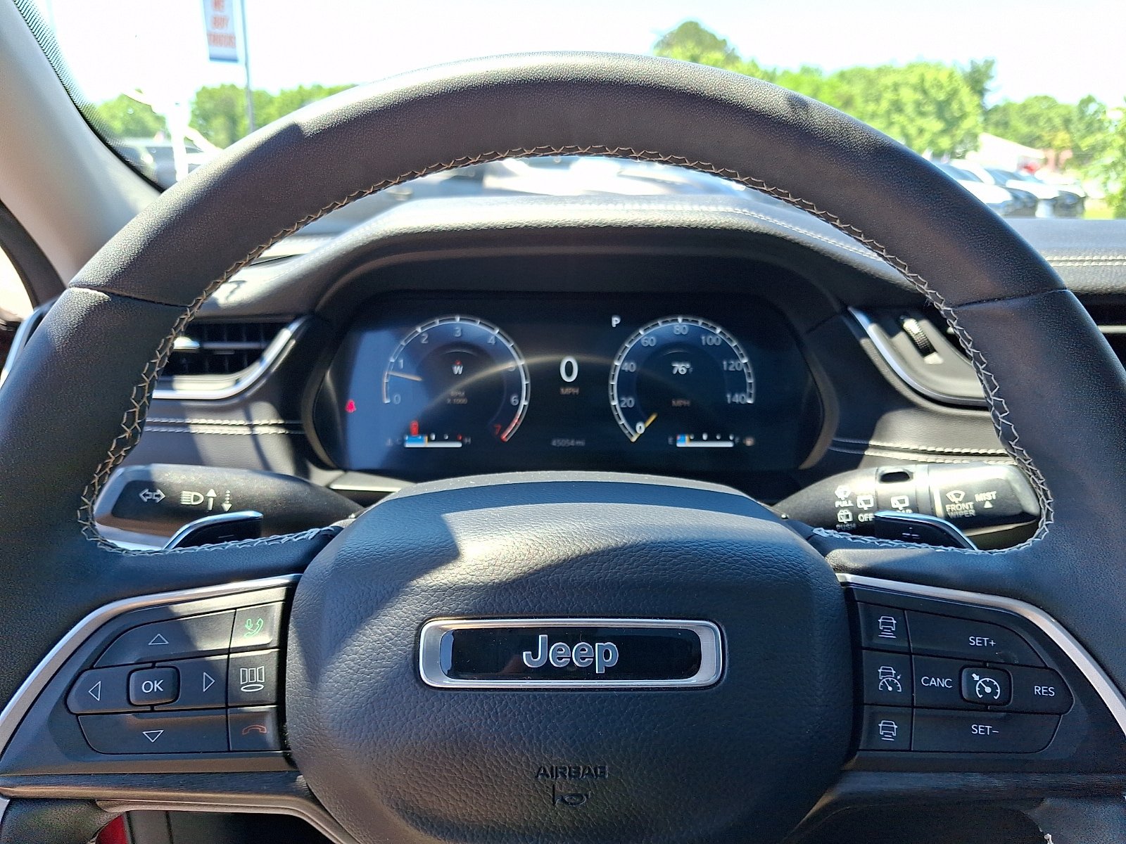 Certified 2023 Jeep Grand Cherokee L Limited w/ Black Appearance Package AWD/4WD image 22