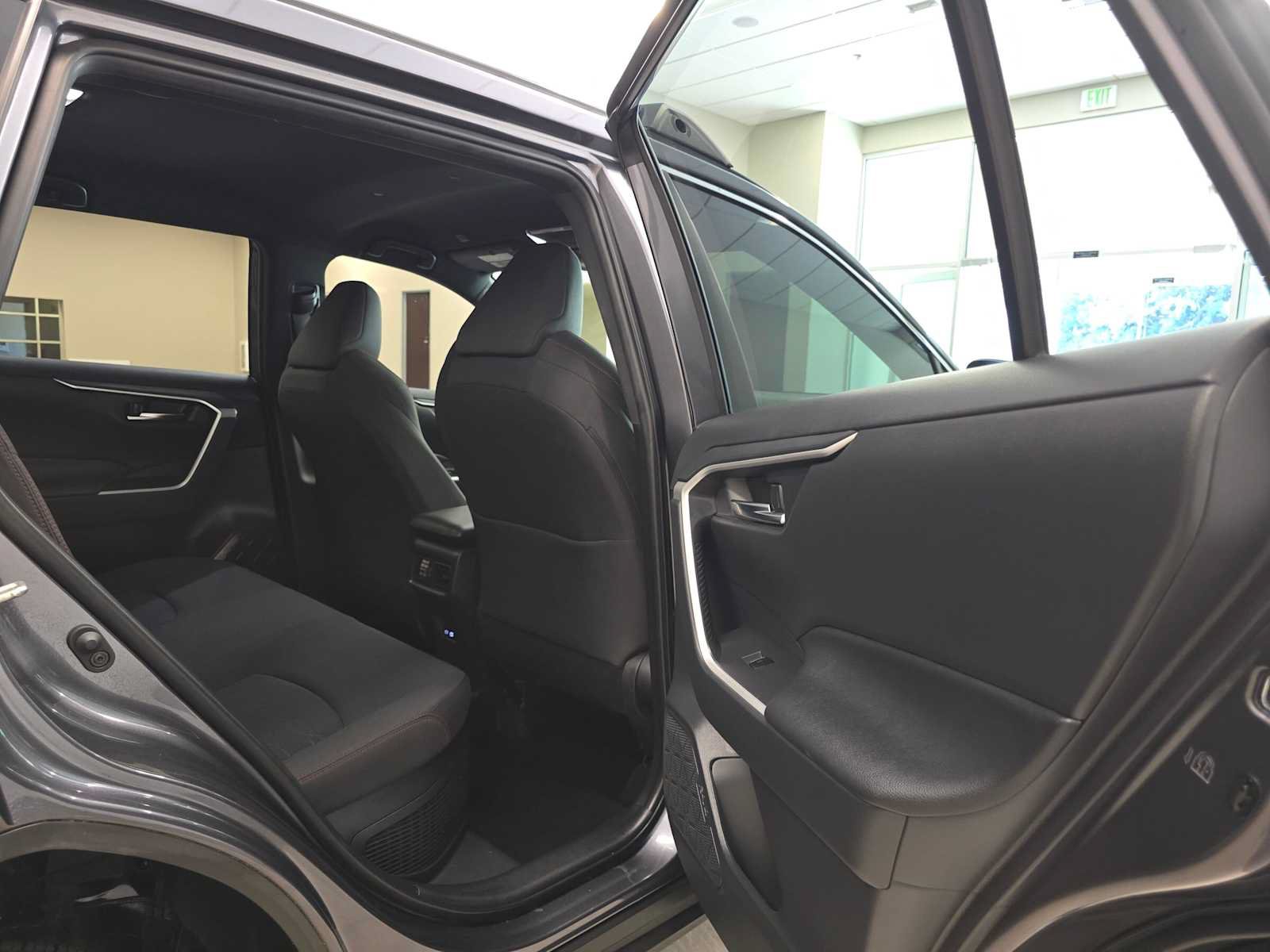 Used 2024 Toyota RAV4 SE AWD/4WD image 26