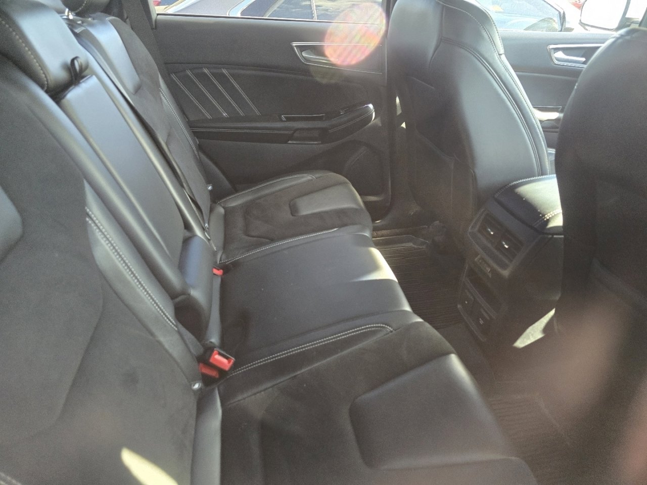 Used 2020 Ford Edge ST w/ Equipment Group 401A AWD/4WD image 15