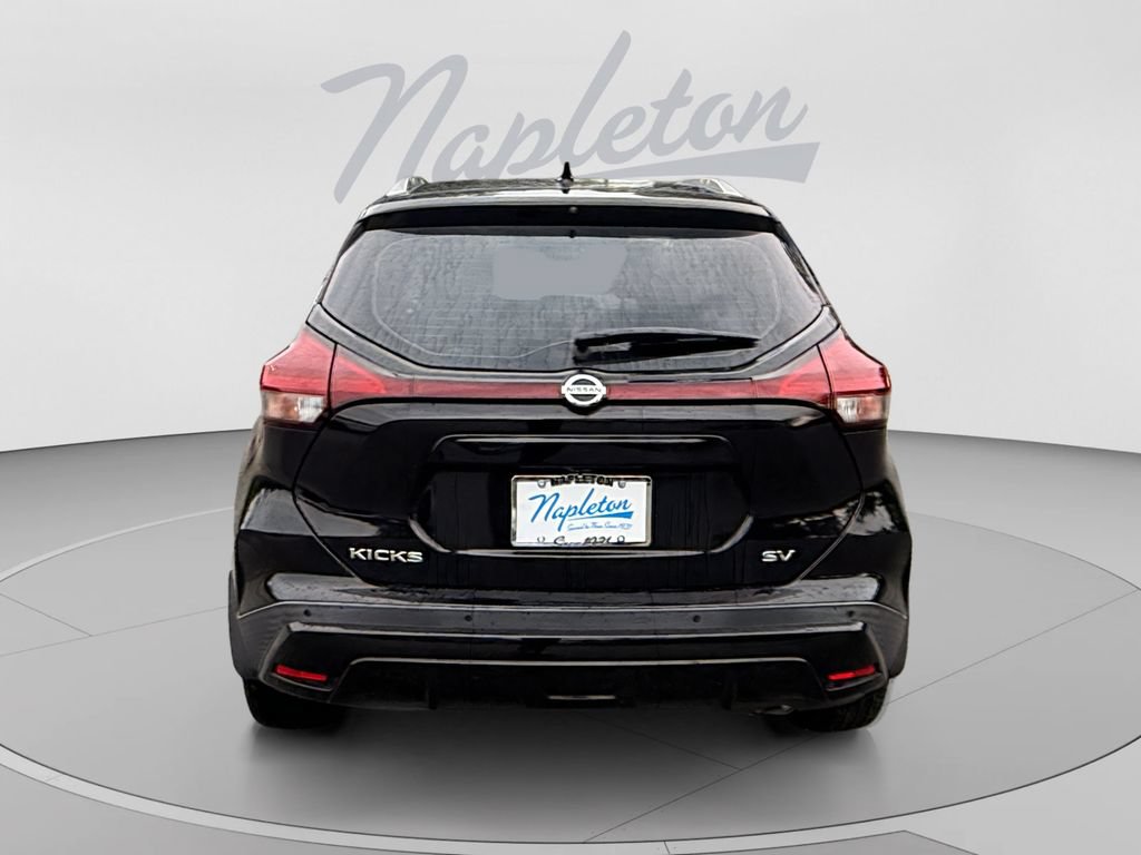 Used 2021 Nissan Kicks SV FWD image 4