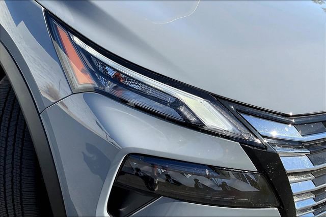 New 2026 Nissan Rogue SV image 10