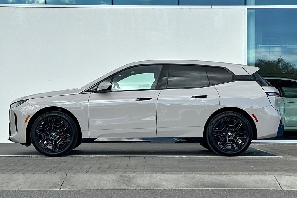 New 2026 BMW iX xDrive60 w/ M Sport Package AWD/4WD image 6