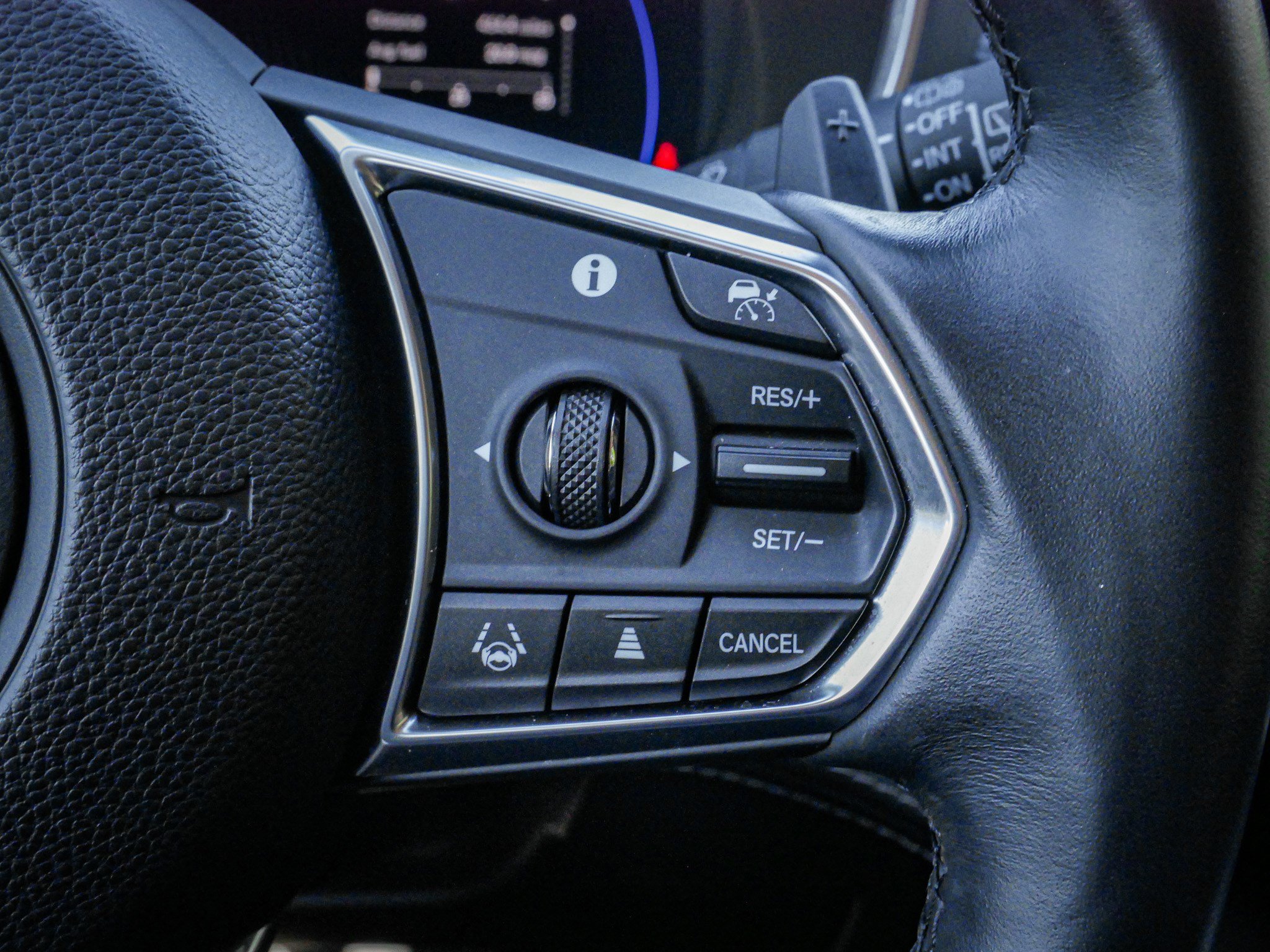 Used 2024 Acura MDX SH-AWD w/ Advance Package image 20