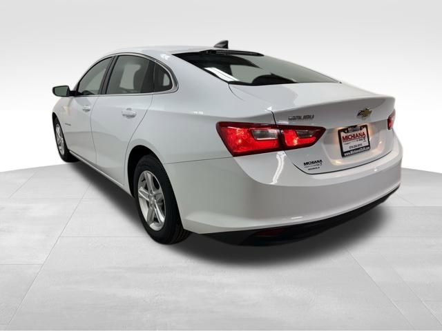 Used 2024 Chevrolet Malibu LS image 11
