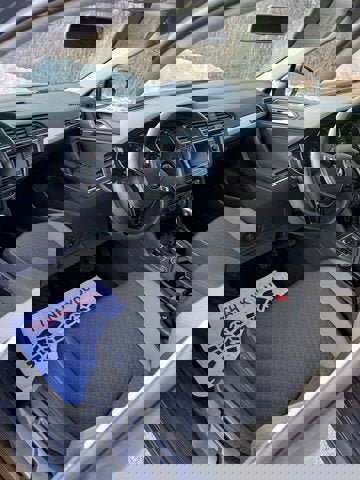 Certified 2020 Volkswagen Tiguan S image 12