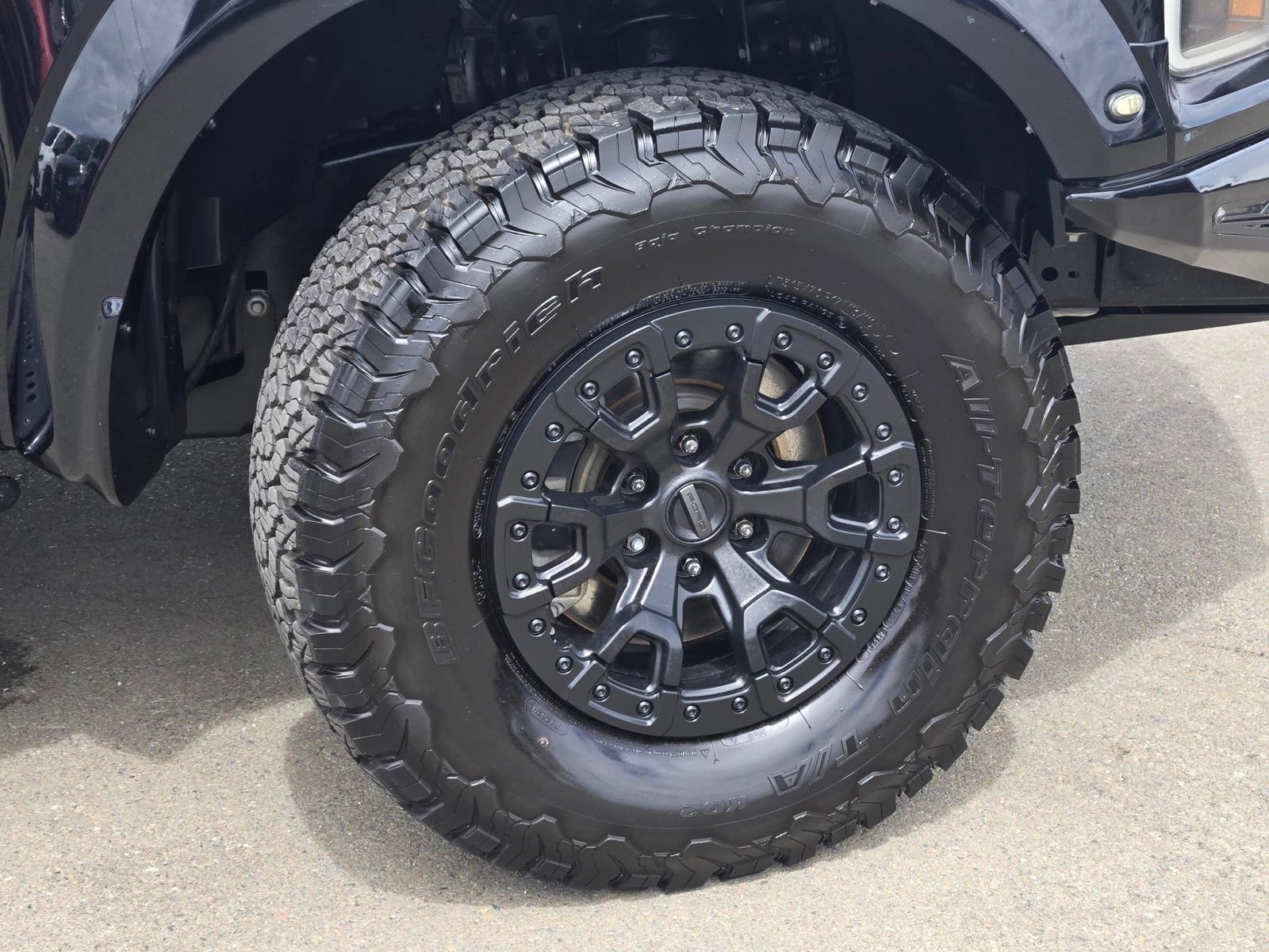 Used 2017 Ford F150 Raptor w/ Equipment Group 802A Luxury AWD/4WD image 9
