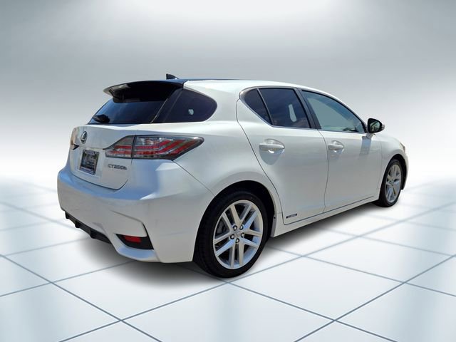Used 2016 Lexus CT 200h w/ Accessory Package 2 image 4