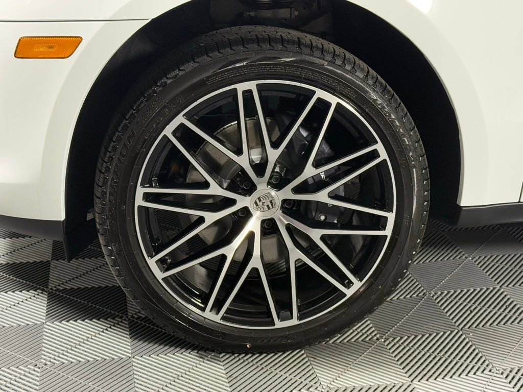 New 2026 Porsche Macan image 11
