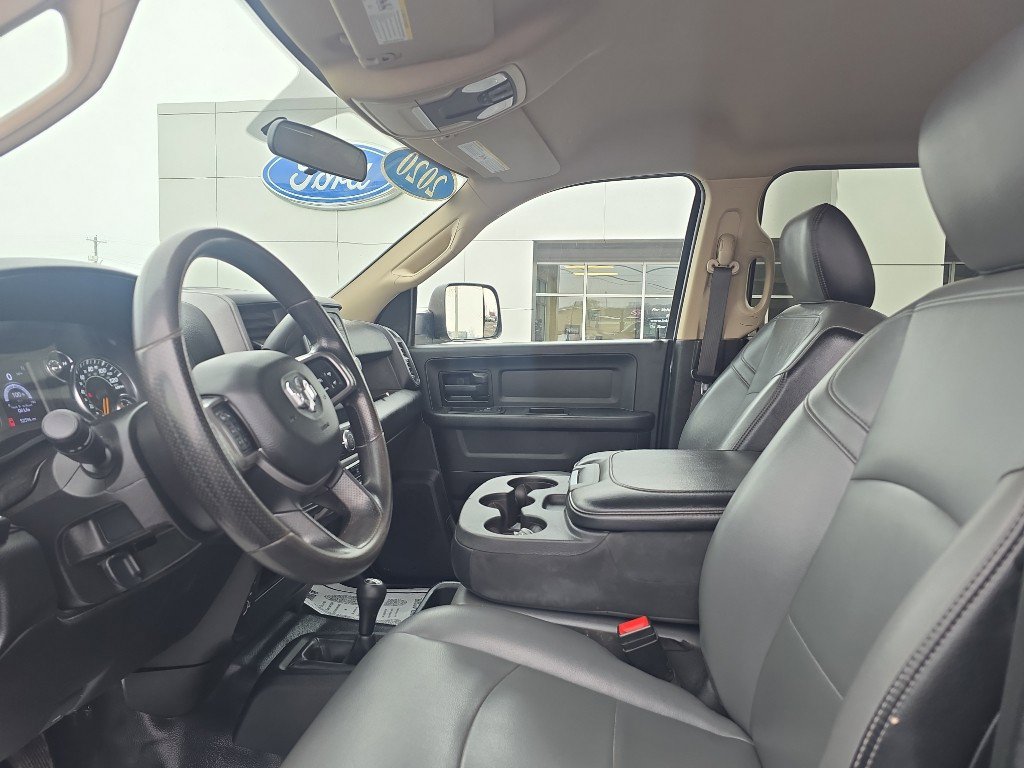 Used 2020 RAM 5500 Tradesman w/ Chrome Appearance Group image 15