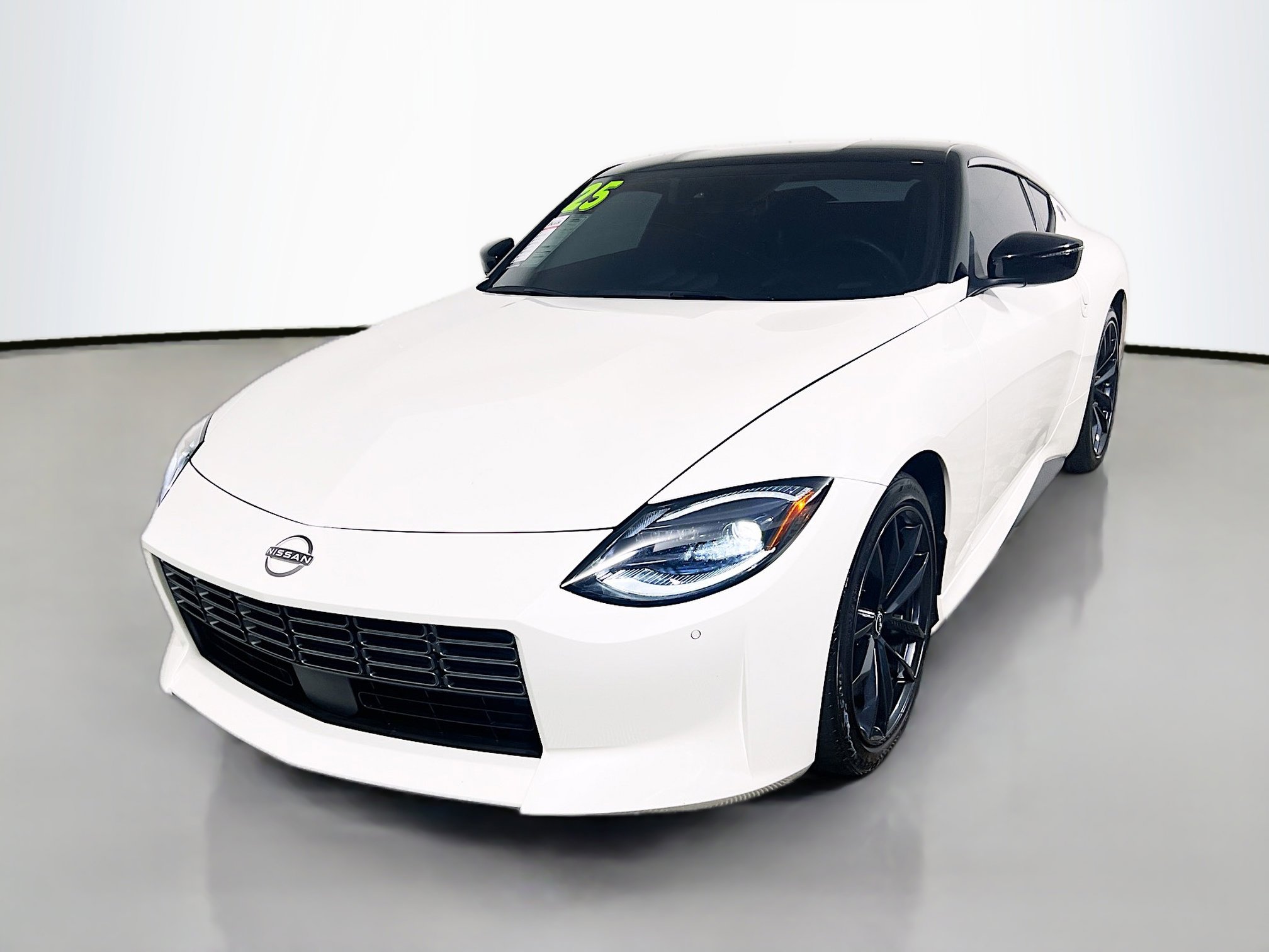Used 2025 Nissan Z Performance w/ Floor Mat Package image 10