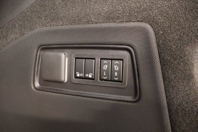 New 2026 Cadillac Escalade Platinum Sport AWD/4WD image 26
