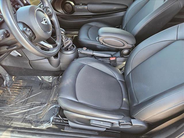 Used 2018 MINI Cooper 2-Door Hardtop image 15