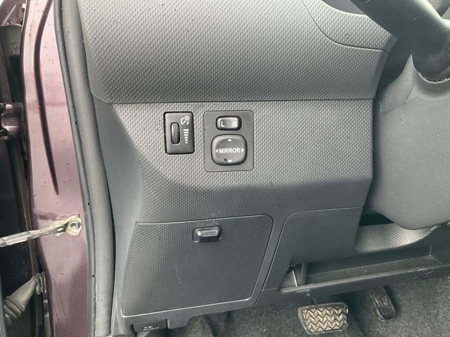 Used 2014 Scion xD image 16