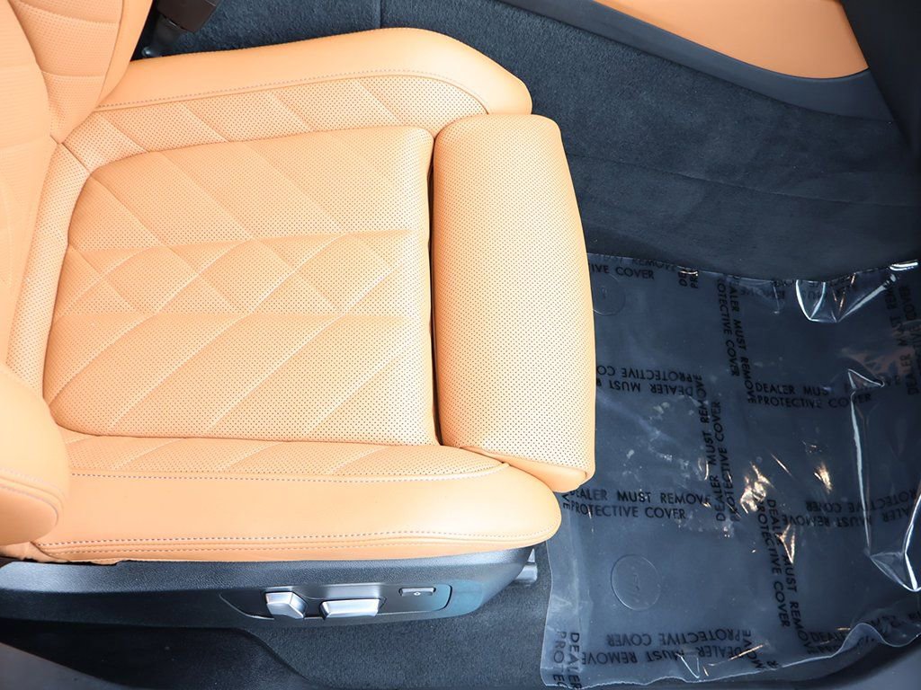 Used 2023 BMW X6 xDrive40i w/ M Sport Package image 34