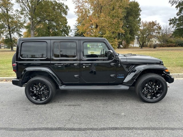 Used 2021 Jeep Wrangler Unlimited Sahara image 27