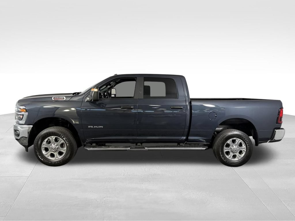 Used 2025 RAM 2500 Big Horn AWD/4WD image 10