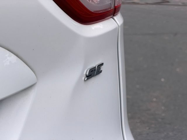 Used 2016 Ford Escape SE FWD image 24