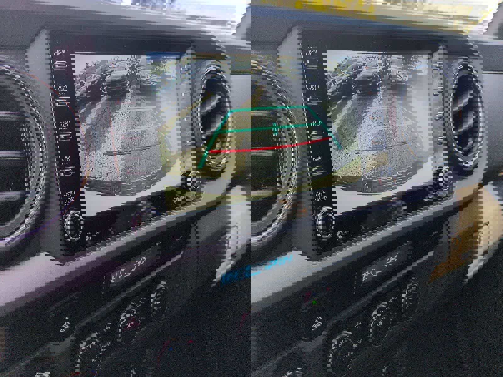 Used 2023 Toyota Tacoma TRD Off-Road image 28