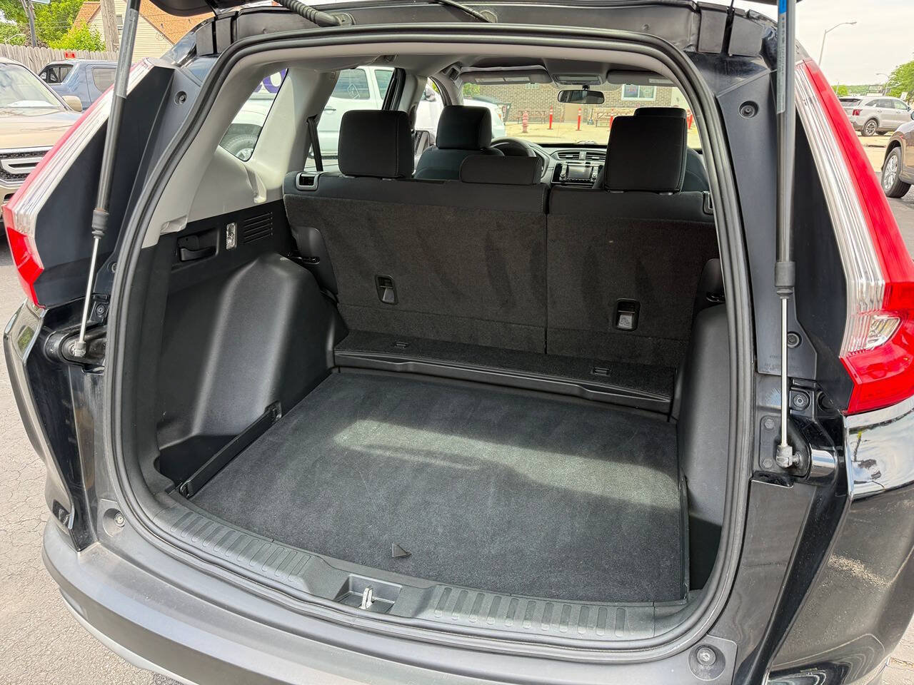 Used 2018 Honda CR-V LX image 25