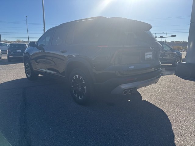 Used 2024 Chevrolet Traverse Z71 image 16