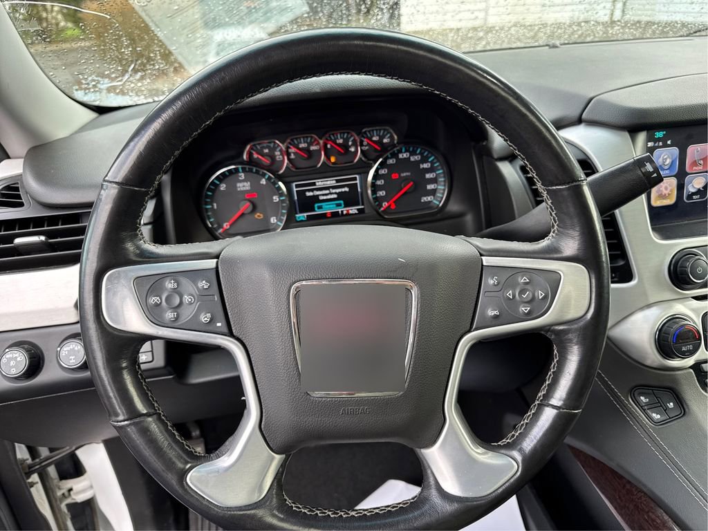 Used 2020 GMC Yukon XL SLT w/ HD Trailering Package image 16