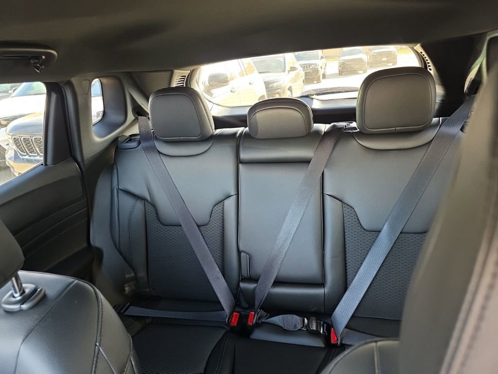 New 2026 Jeep Compass Latitude image 10