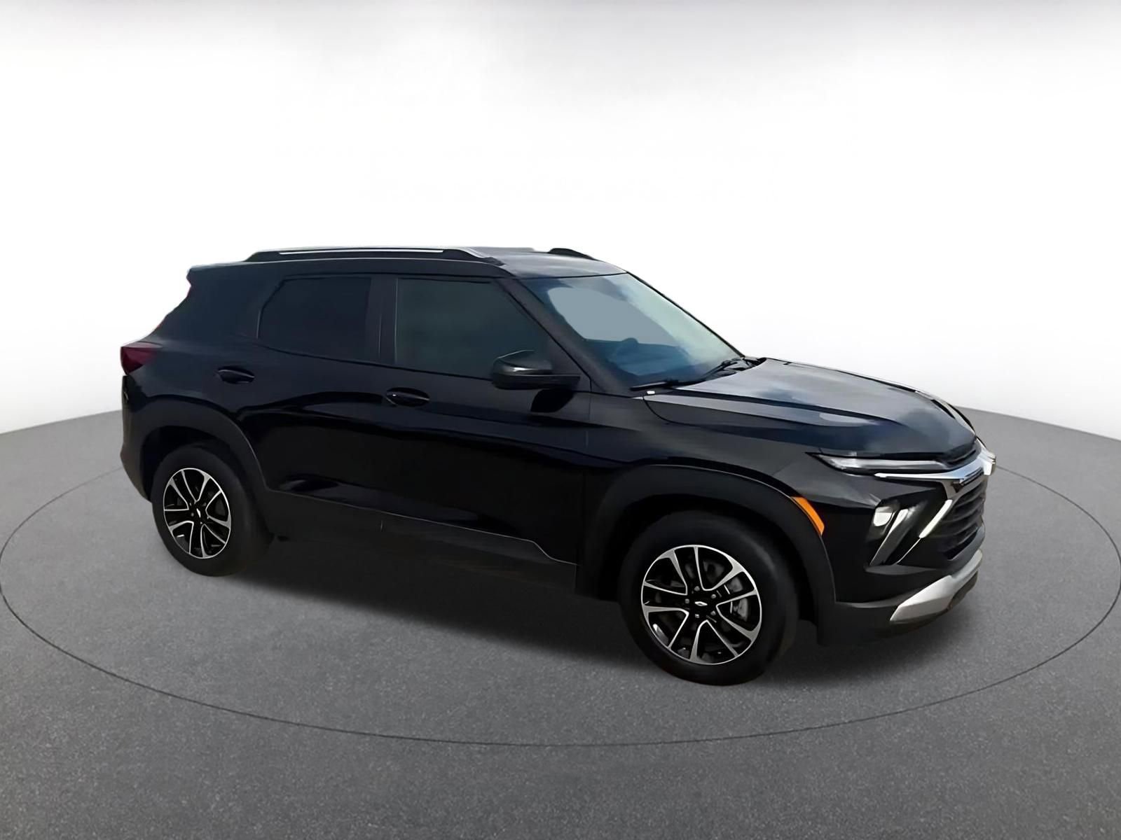 Used 2025 Chevrolet TrailBlazer LT FWD video 2