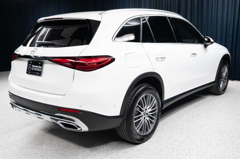 New 2027 Mercedes-Benz GLC 300 image 5