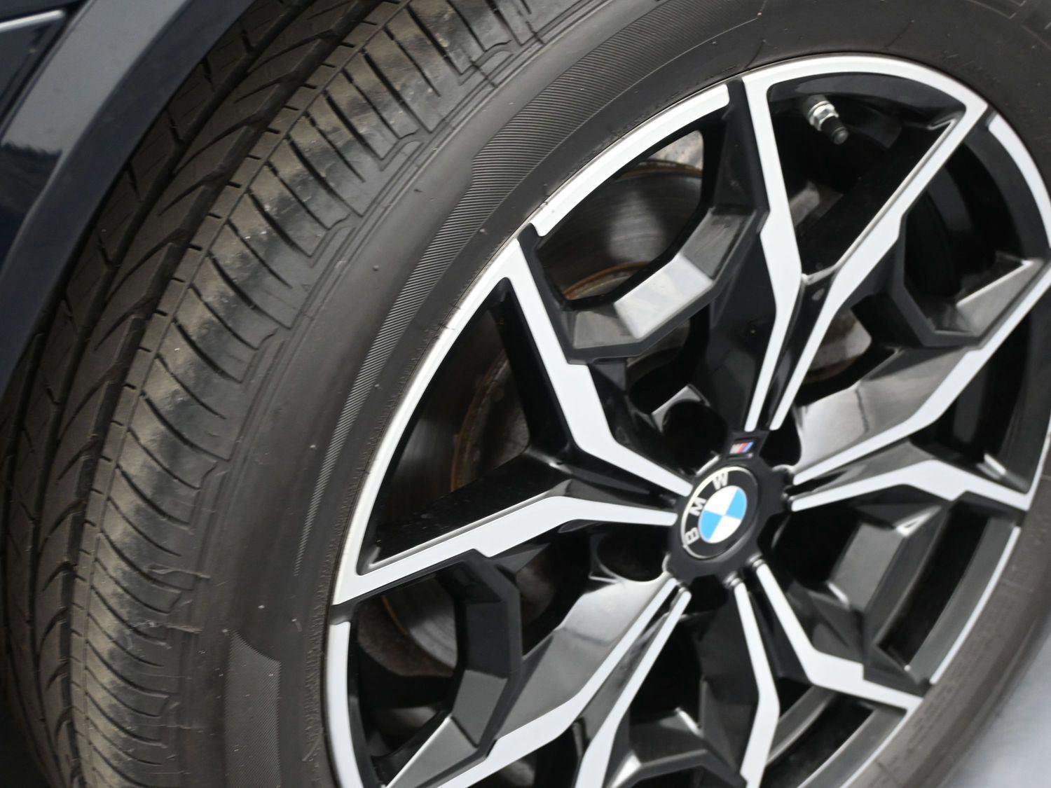 Used 2022 BMW X3 xDrive30i w/ M Sport Package image 15