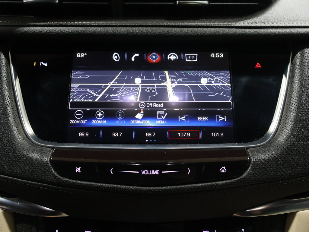 Used 2018 Cadillac XT5 Luxury w/ Driver Awareness Package AWD/4WD image 32