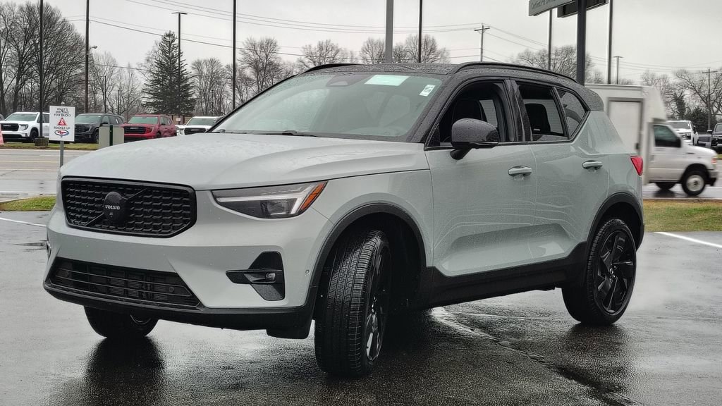 New 2026 Volvo XC40 B5 Ultra w/ Climate Package image 6