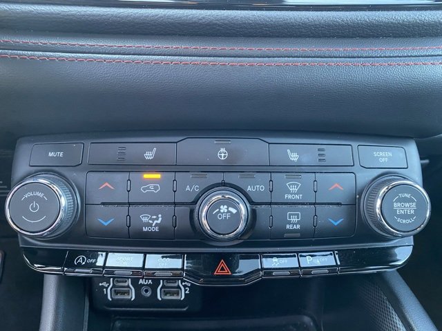 Used 2023 Dodge Durango GT image 21