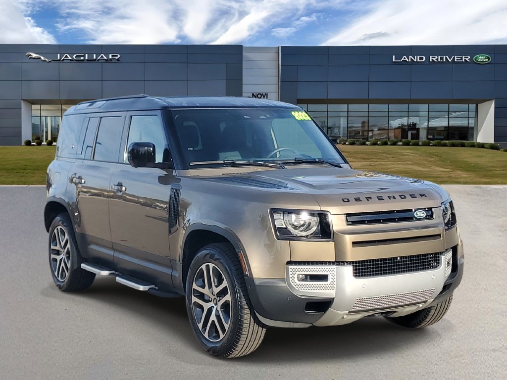 Used 2023 Land Rover Defender 110 SE AWD/4WD image 2