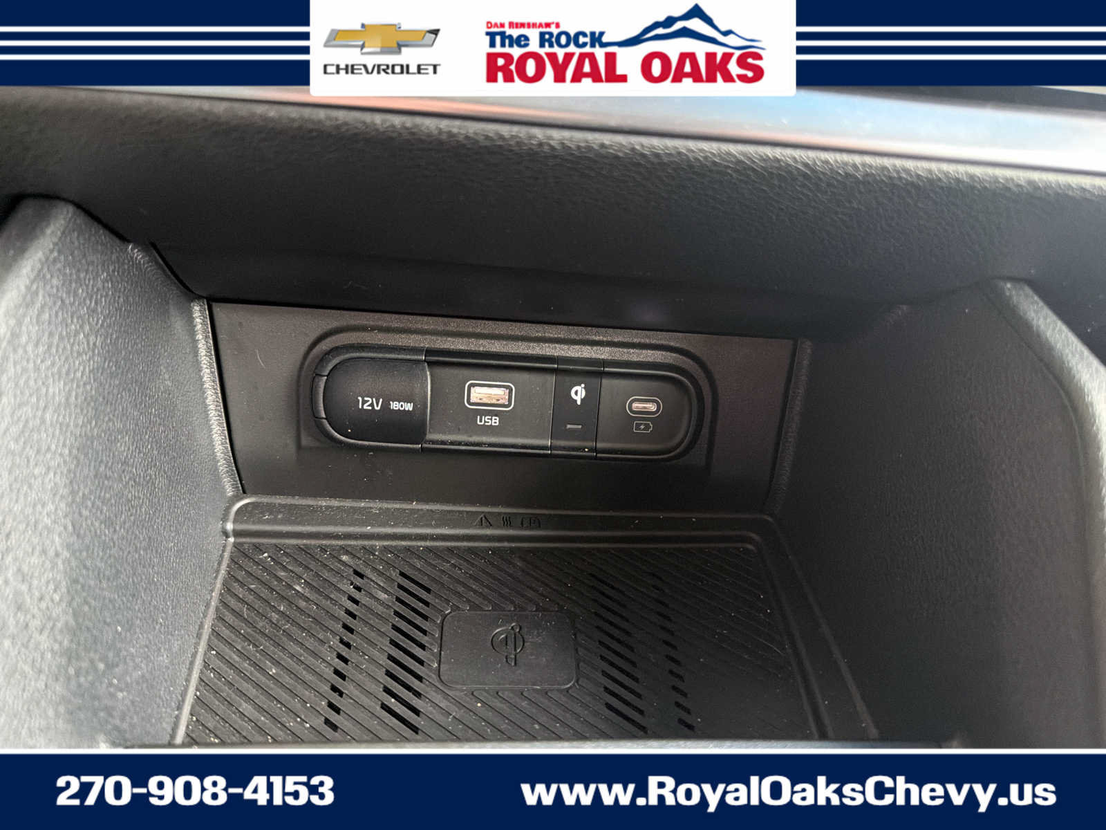 Used 2025 Kia Sportage EX FWD image 19